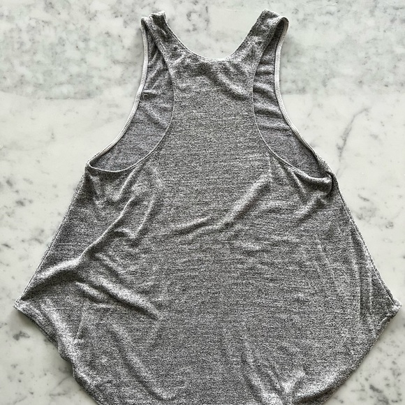 Wilfred Free Racerback Tank (heather grey, size S) - Picture 3 of 3